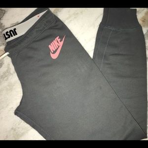 Nike Sweatpants ... worn 2 times